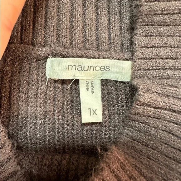 Maurices Light Purple Distressed Cold Shoulder Sweater Women’s 1X - Picture 6 of 8